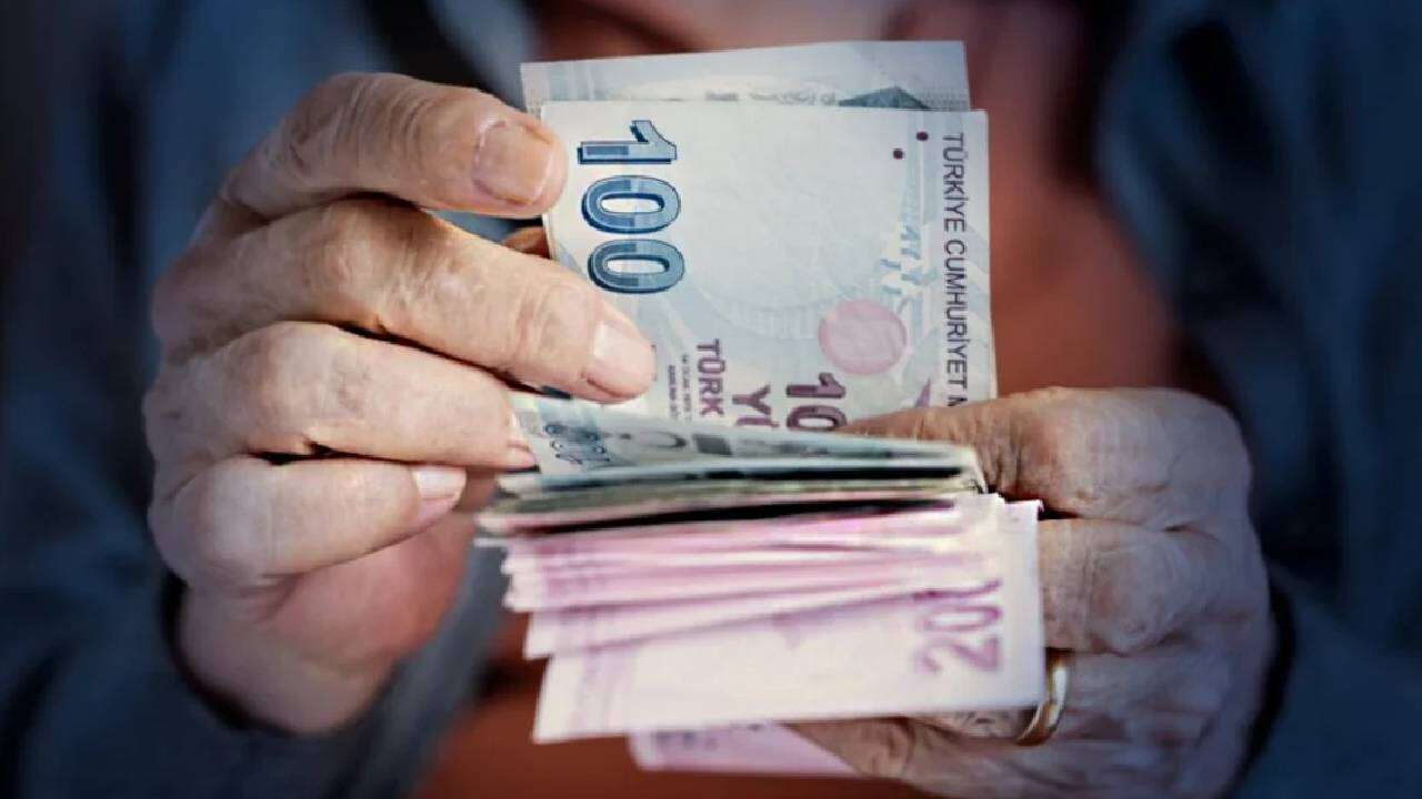 1999 öncesi sigorta girişi olanlara EYT sonrası müjde: Erken emeklilik için kritik tarihi açıkladı! 10